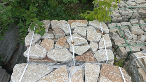 Гранитный плитняк галтованный для парковки купить в Полевском