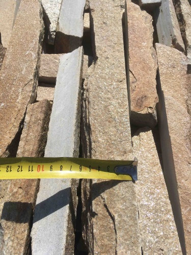 Горбушка златолит золотистый для облицовки купить в Полевском