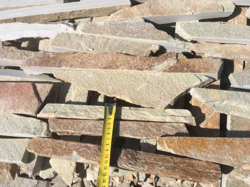 Горбушка златолит золотистый для облицовки купить в Полевском