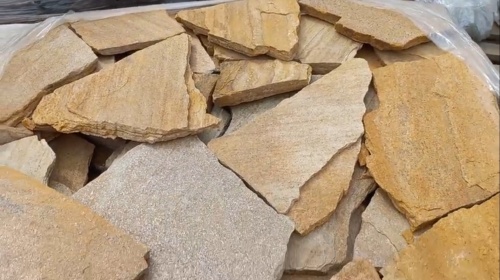 Плитняк златолит жёлтый для цоколя купить в Полевском