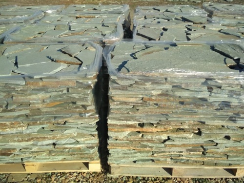 Плитняк златолит зелёный для цоколя, отмостки купить в Полевском